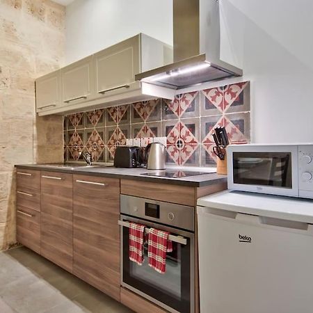 Vallettastay Old Lodge Apartment 4 Bagian luar foto