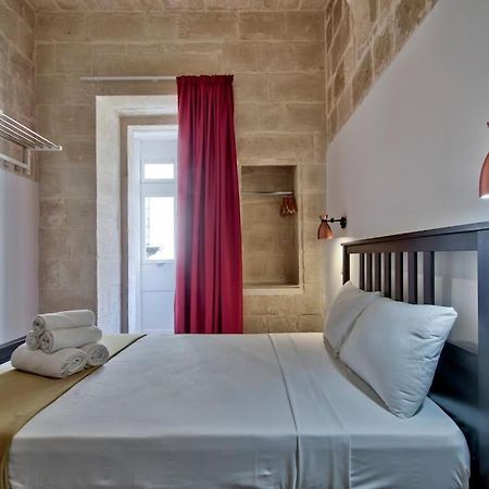 Vallettastay Old Lodge Apartment 4 Bagian luar foto