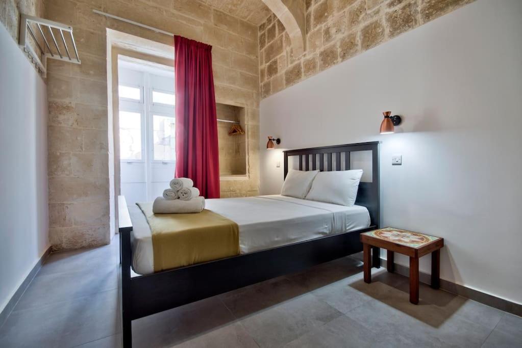 Vallettastay Old Lodge Apartment 4 Bagian luar foto