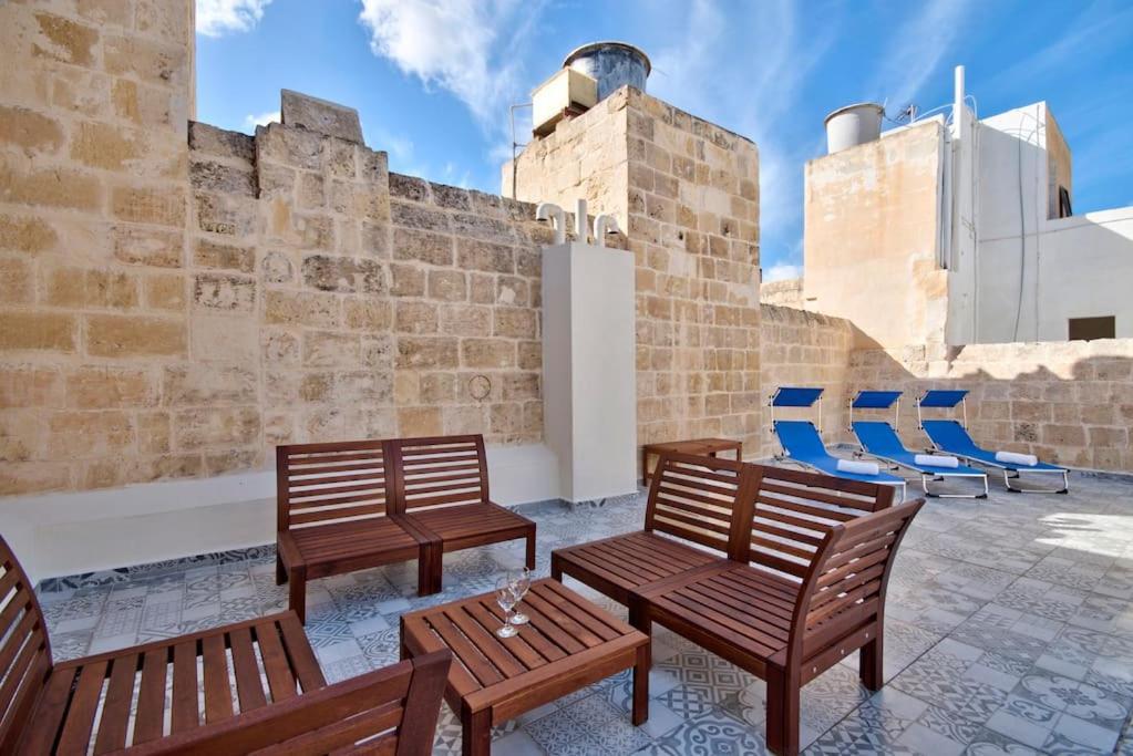 Vallettastay Old Lodge Apartment 4 Bagian luar foto