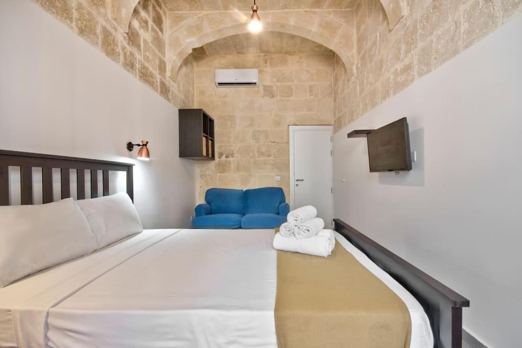 Vallettastay Old Lodge Apartment 4 Bagian luar foto